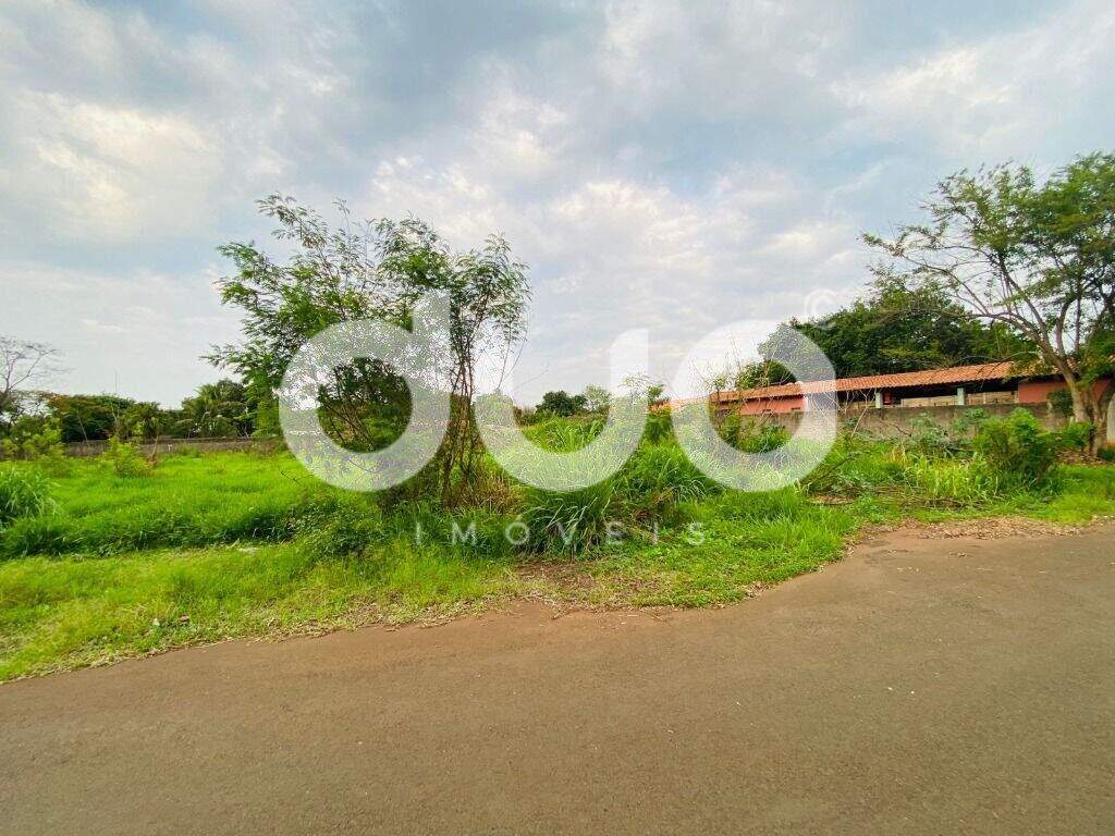 Terreno à venda no Santa Rita: Terreno à venda, 2611 m² por R$ 730.000 - Santa Rita - Piracicaba/SP
