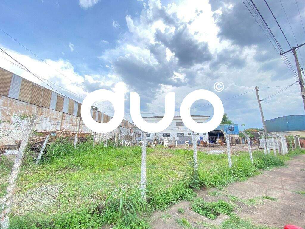 Galpão à venda no Santa Terezinha: Galpão à venda, 4548 m² por R$ 3.500.000 - Santa Terezinha - Piracicaba/SP