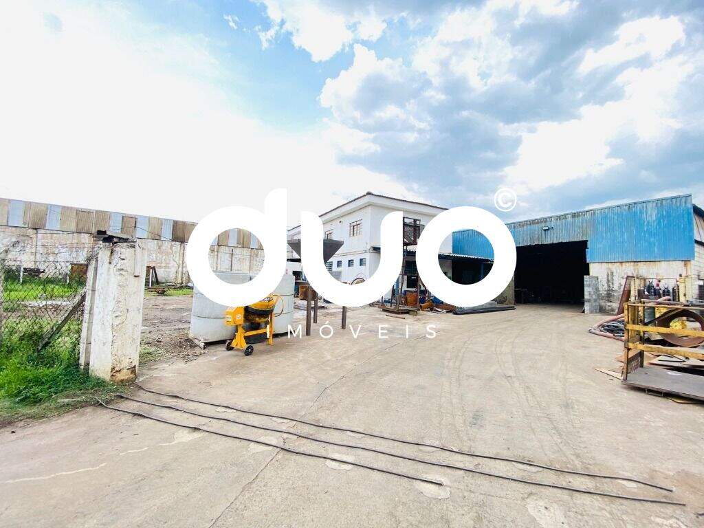Galpão à venda no Santa Terezinha: Galpão à venda, 4548 m² por R$ 3.500.000 - Santa Terezinha - Piracicaba/SP