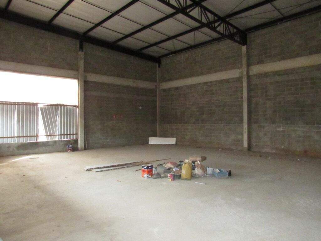 Salão para aluguel no Vila Industrial: 