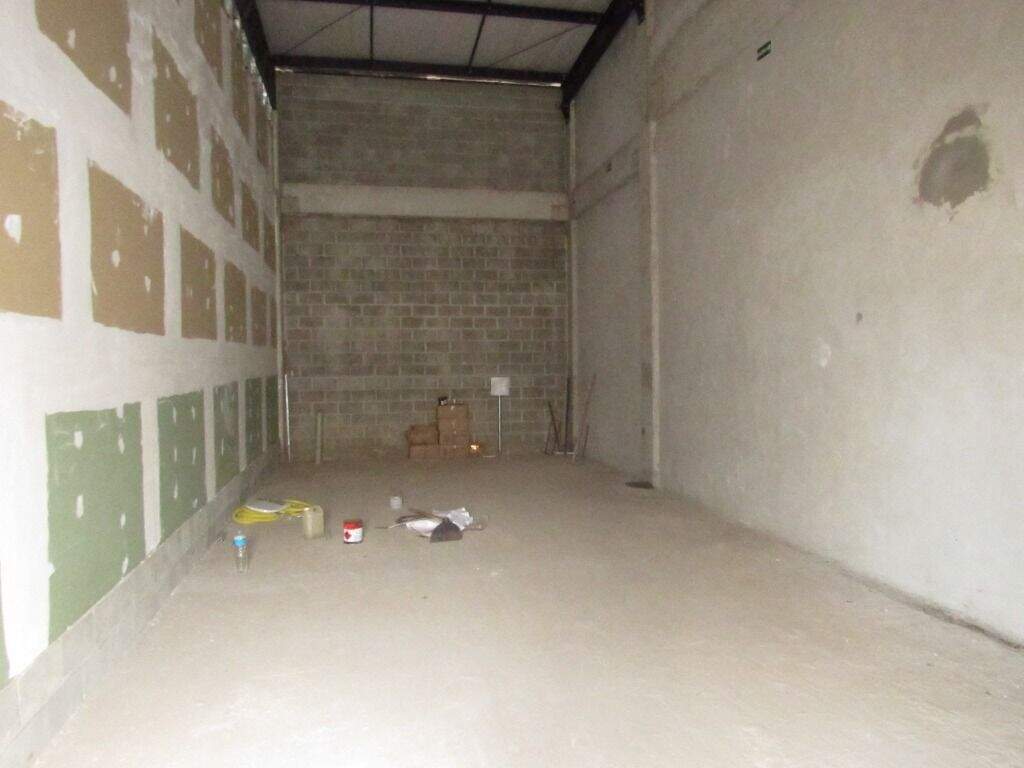 Salão para aluguel no Vila Industrial: 