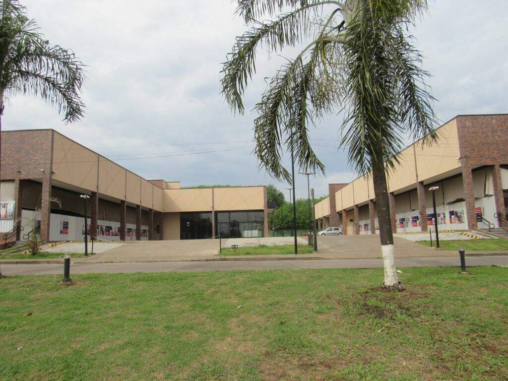 Salão para aluguel no Vila Industrial: 