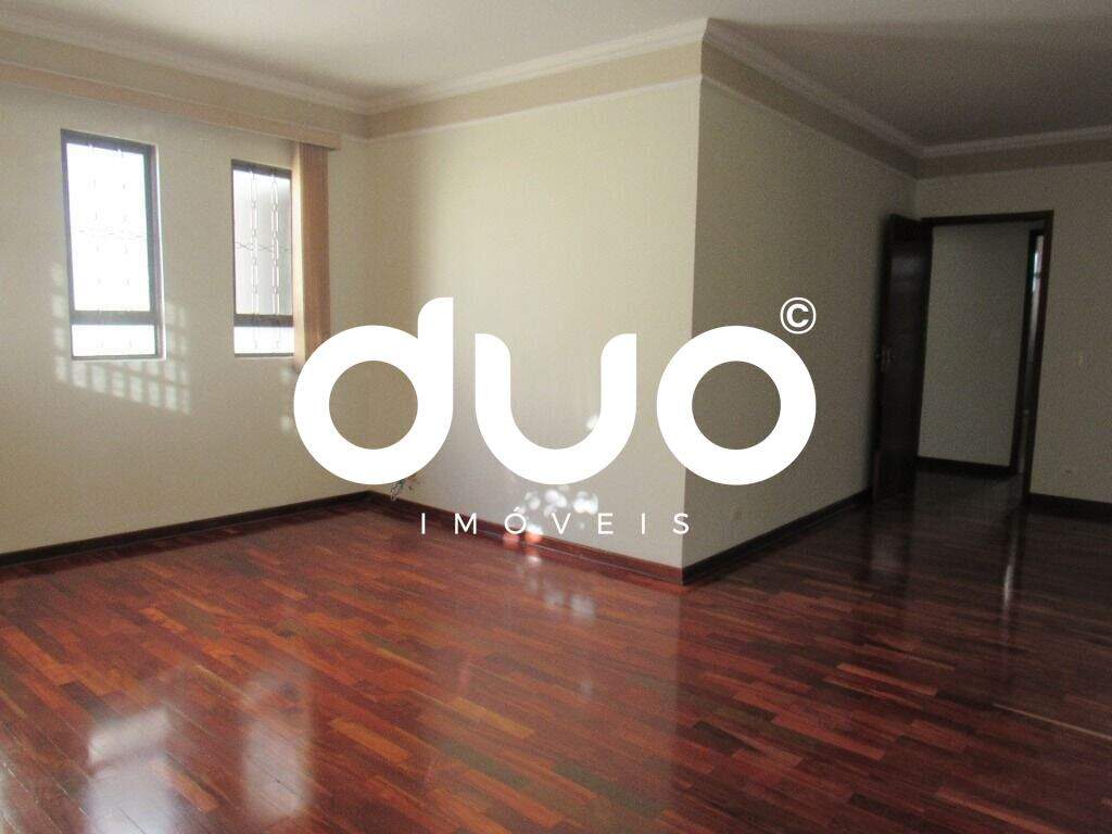 Casa à venda no Alto: 