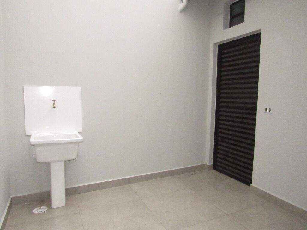 Salão para aluguel no Parque Orlanda I: 