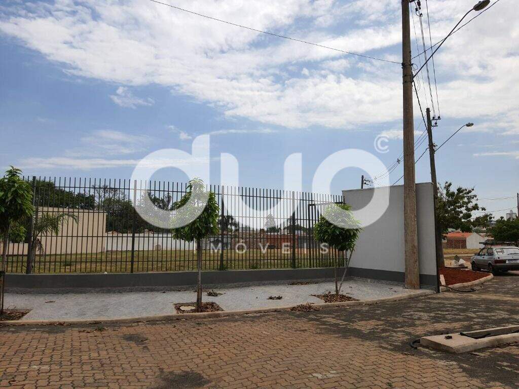 Terreno à venda no Água Branca: Terreno à venda, 286 m² por R$ 286.000 - Água Branca - Piracicaba/SP