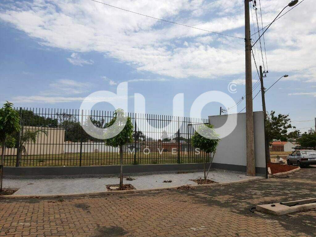 Terreno à venda no Água Branca: Terreno à venda, 286 m² por R$ 286.000 - Água Branca - Piracicaba/SP