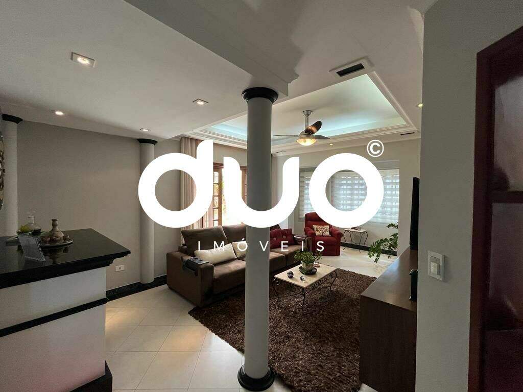 Casa à venda no Jaraguá: 