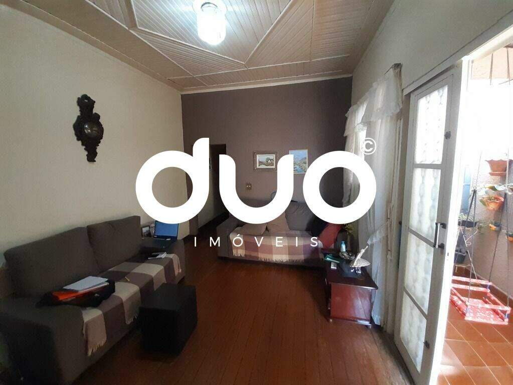 Casa à venda no Alto: 