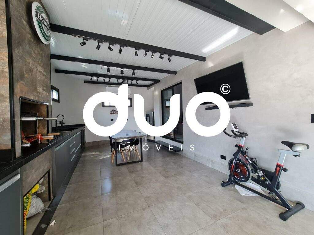 Casa à venda no Jardim Flamboyant: 