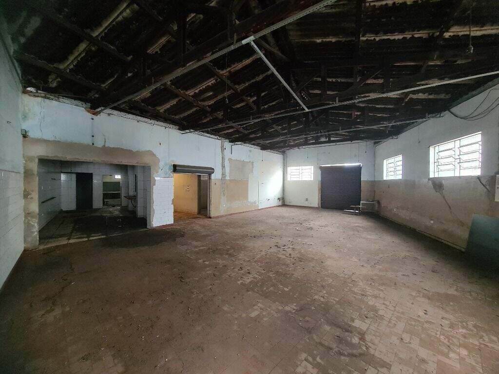 Barracão à venda no Santa Terezinha: 