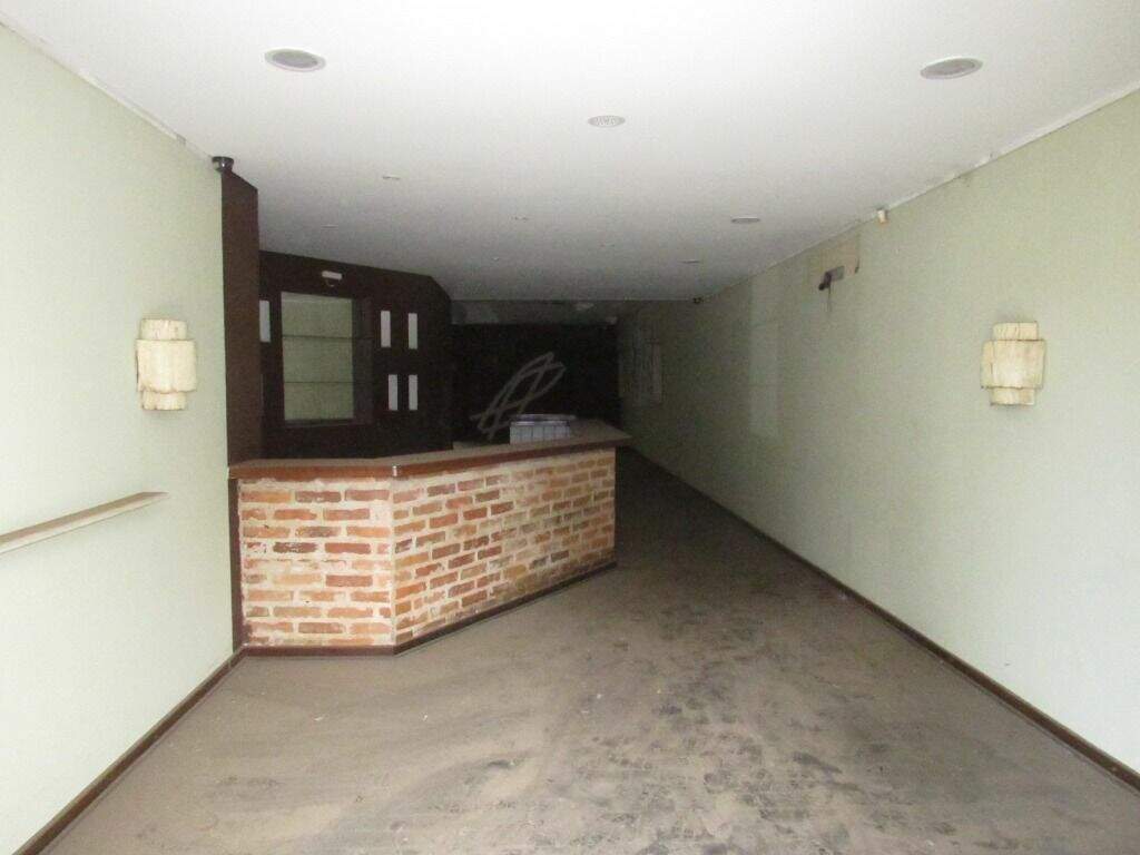 Salão para aluguel no Alto: 
