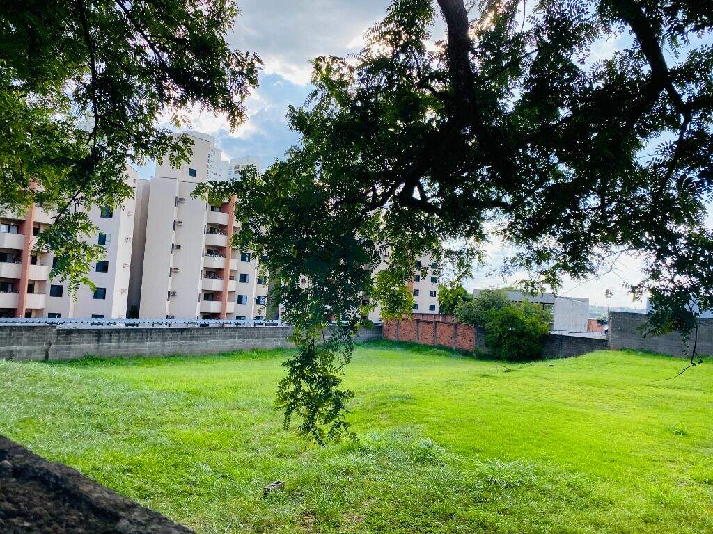 Área à venda no Terras do Engenho: 