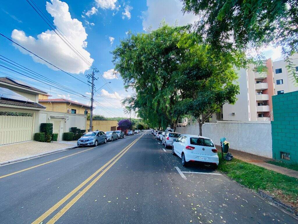 Área à venda no Terras do Engenho: 