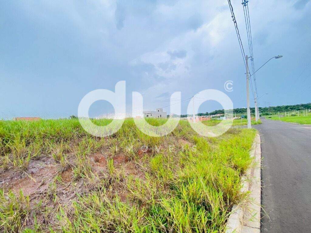 Terreno à venda no Vivendas: 