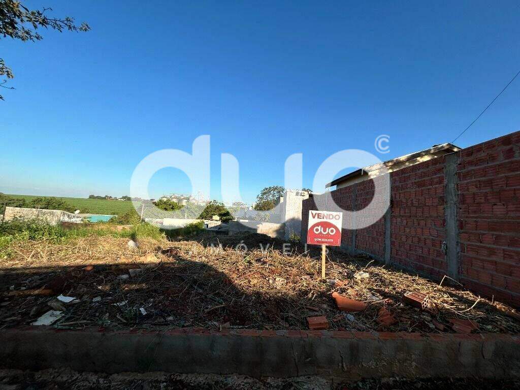 Terreno à venda no Loteamento São Francisco: 
