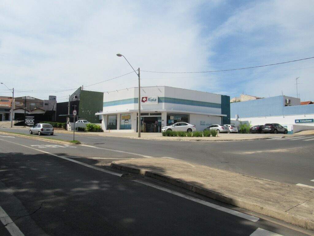 Área à venda no Dois Córregos: 