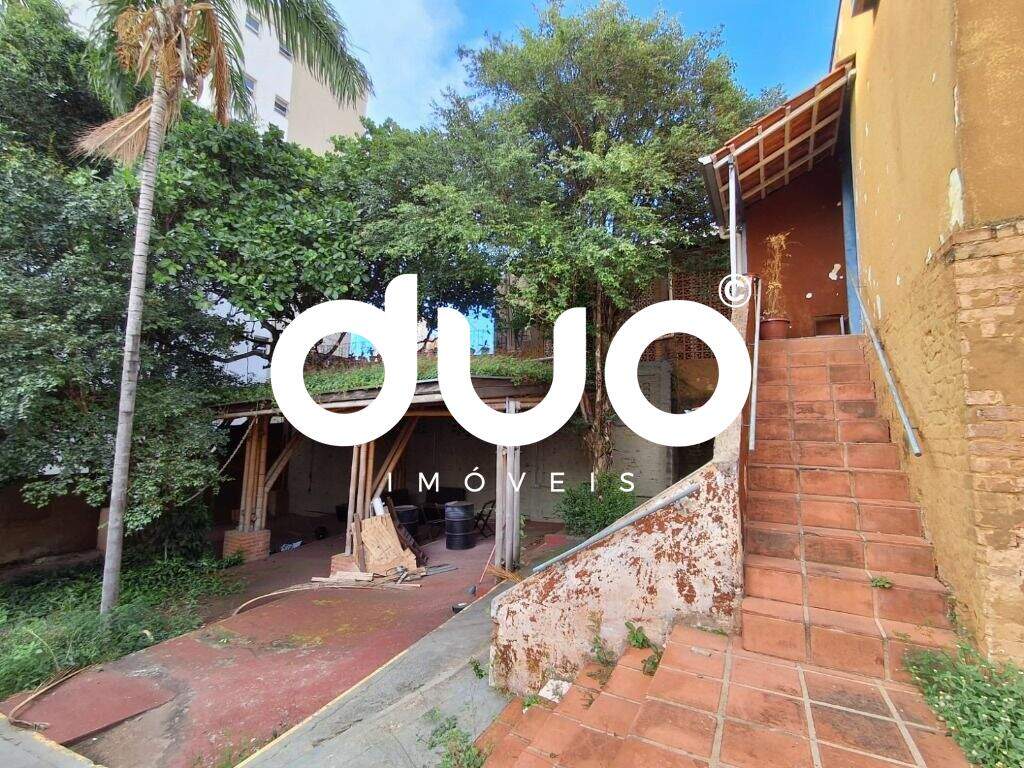 Casa à venda no Centro: 