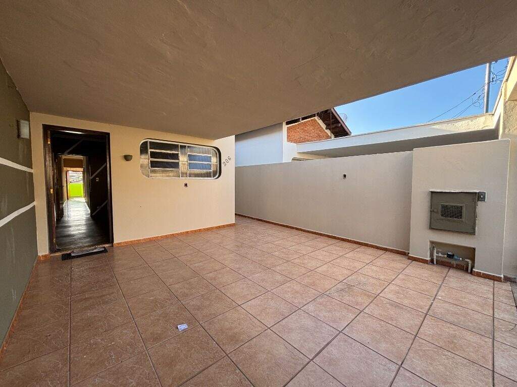 Casa para aluguel no Vila Rezende: 
