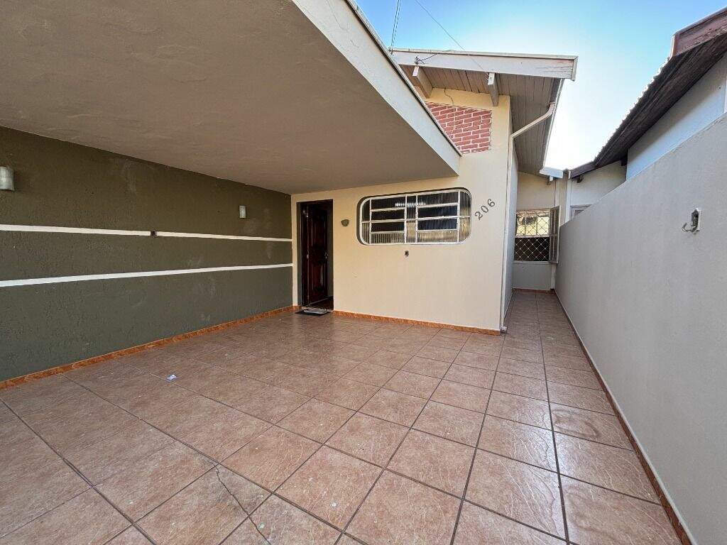 Casa para aluguel no Vila Rezende: 