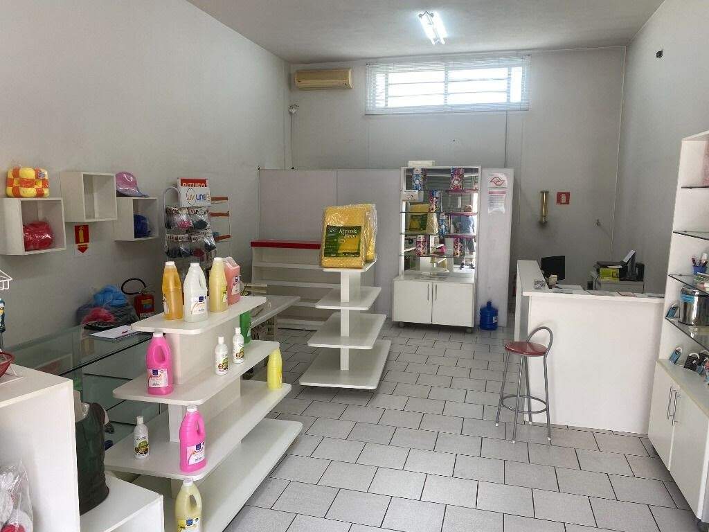Salão para aluguel no Alto: 