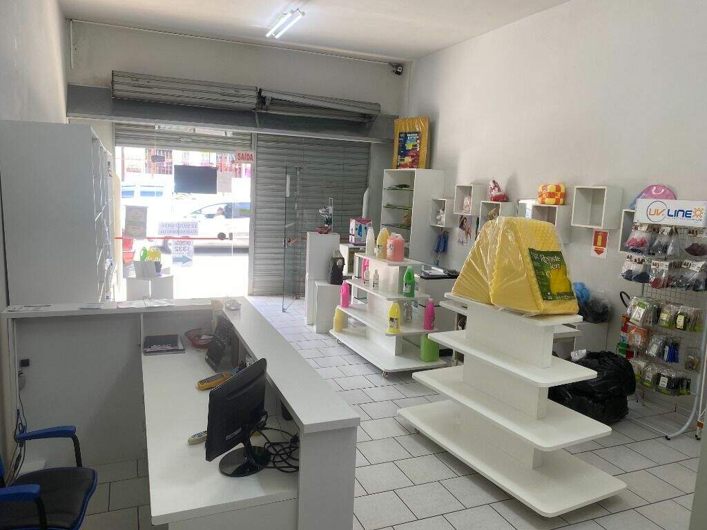 Salão para aluguel no Alto: 