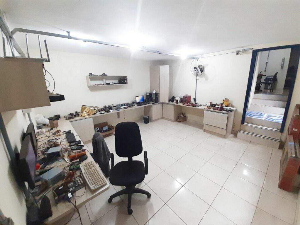 Barracão à venda no Vila Rezende: 