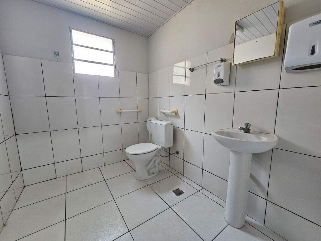 Salão para aluguel no Vila Monteiro: 