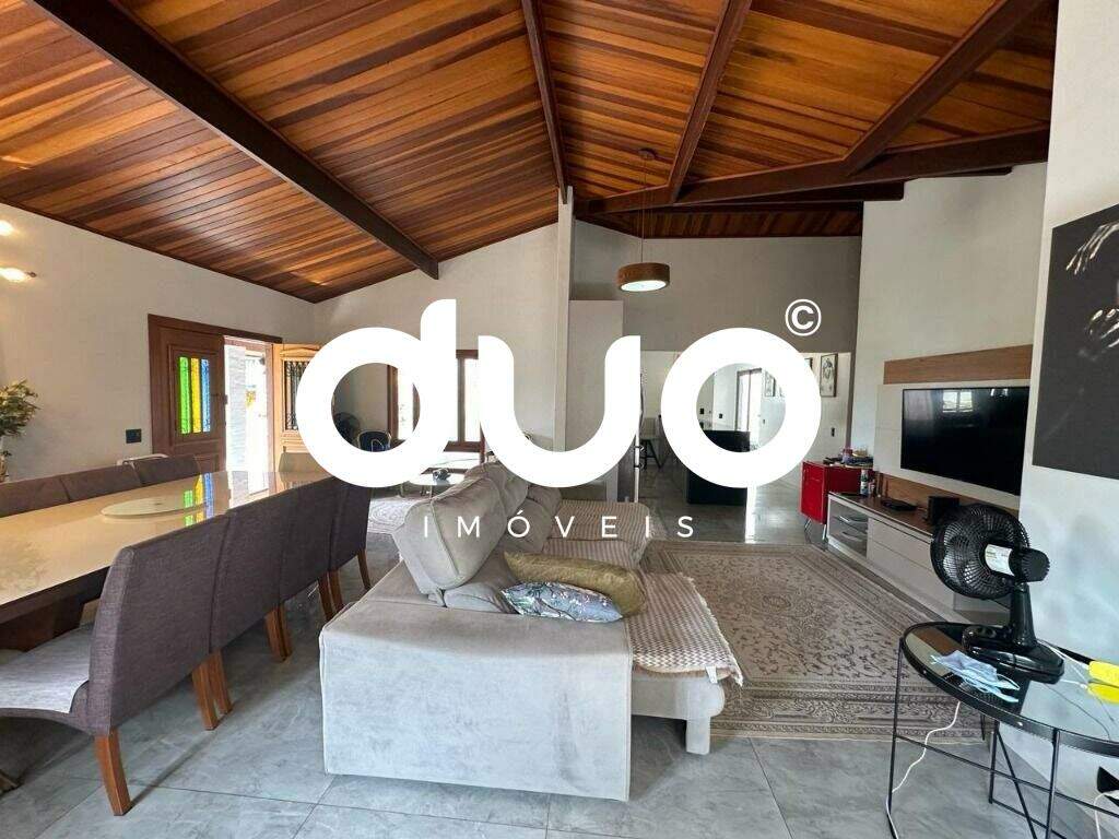Casa à venda no Monte Alegre: Casa com 4 dormitórios à venda, 340 m² por R$ 2.200.000 - Monte Alegre - Piracicaba/SP