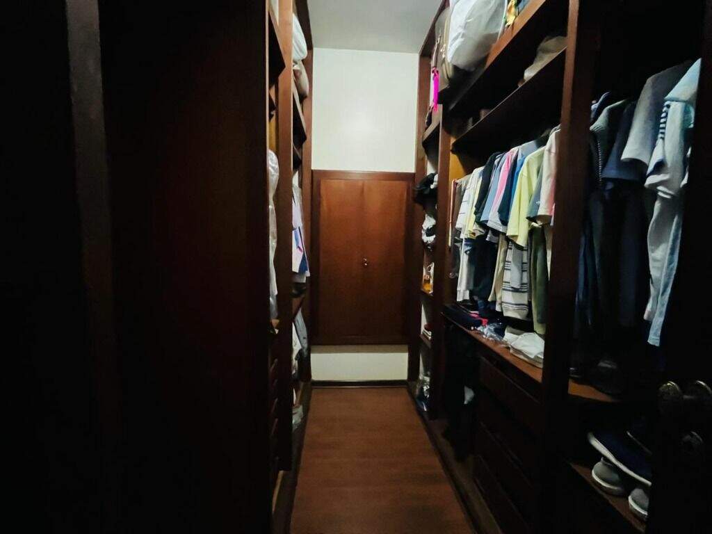 Casa, 3 quartos, 271 m² - Foto 32