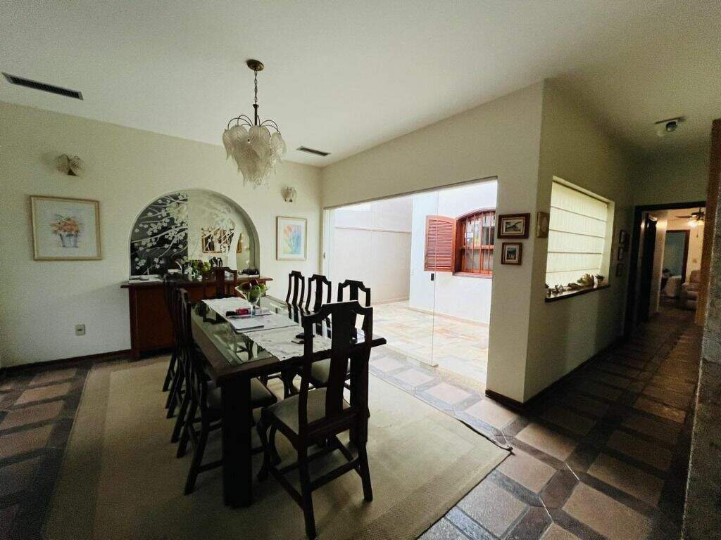 Casa, 3 quartos, 271 m² - Foto 14
