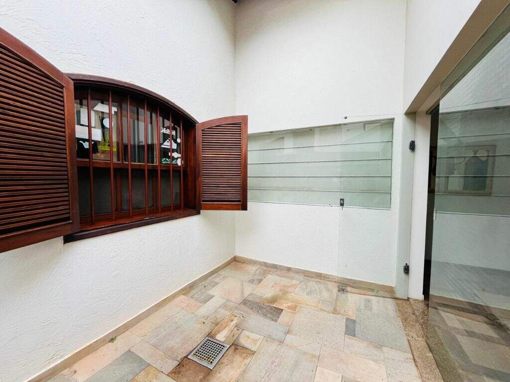Casa, 3 quartos, 271 m² - Foto 15