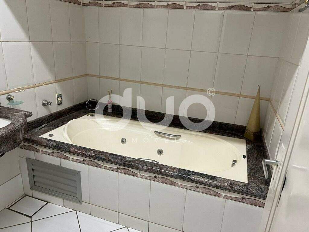 Casa para aluguel no Centro: 