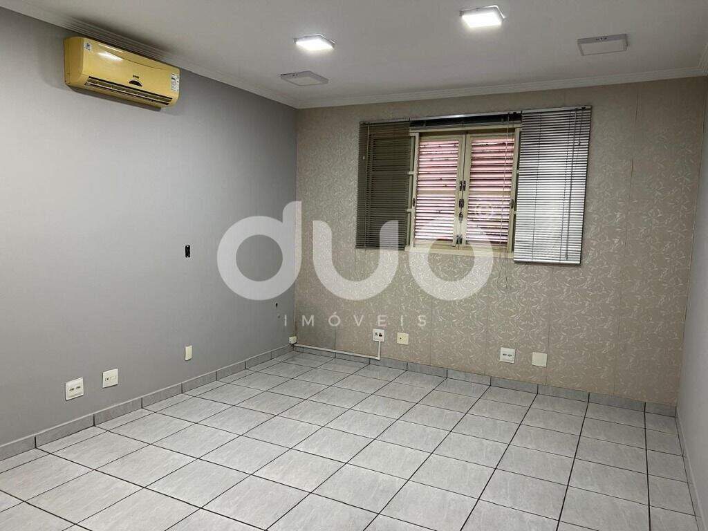 Casa para aluguel no Centro: 