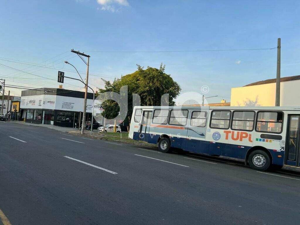 Salão para aluguel no Centro: 