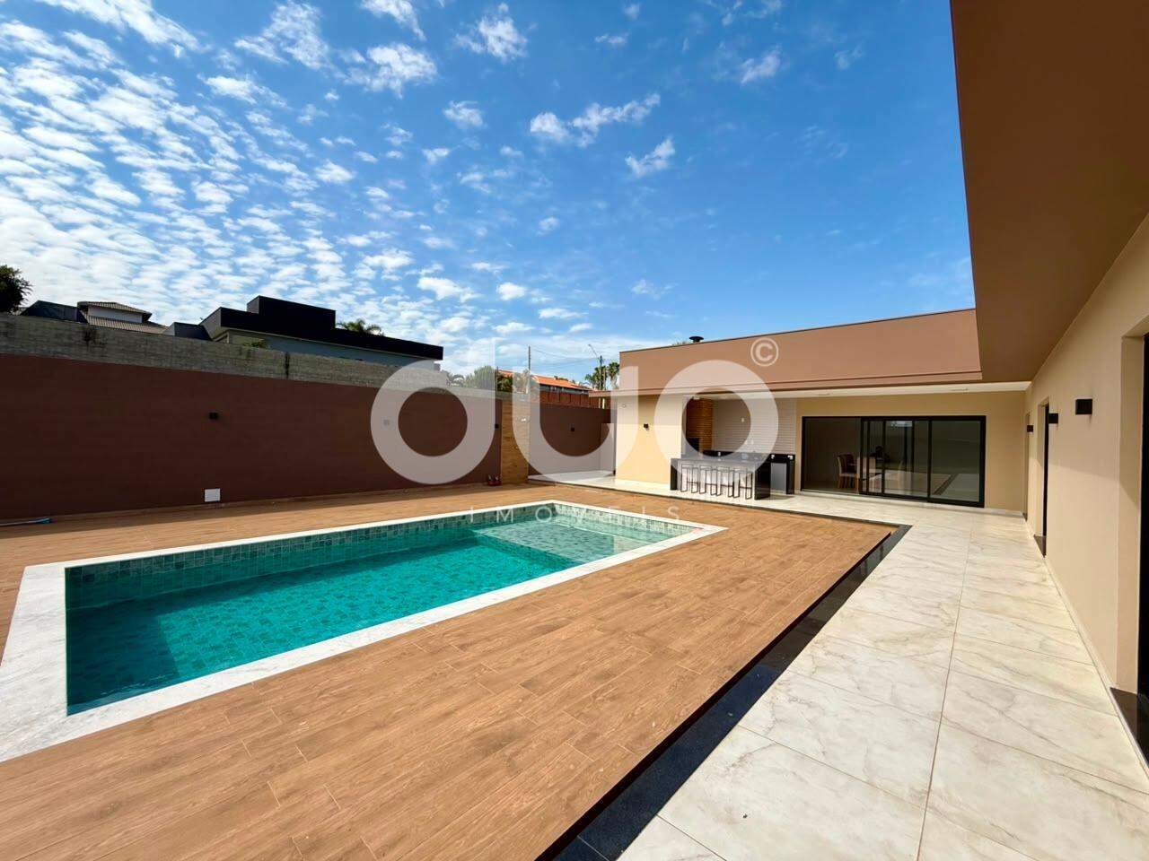 Casa em Condominío à venda no Campestre: 