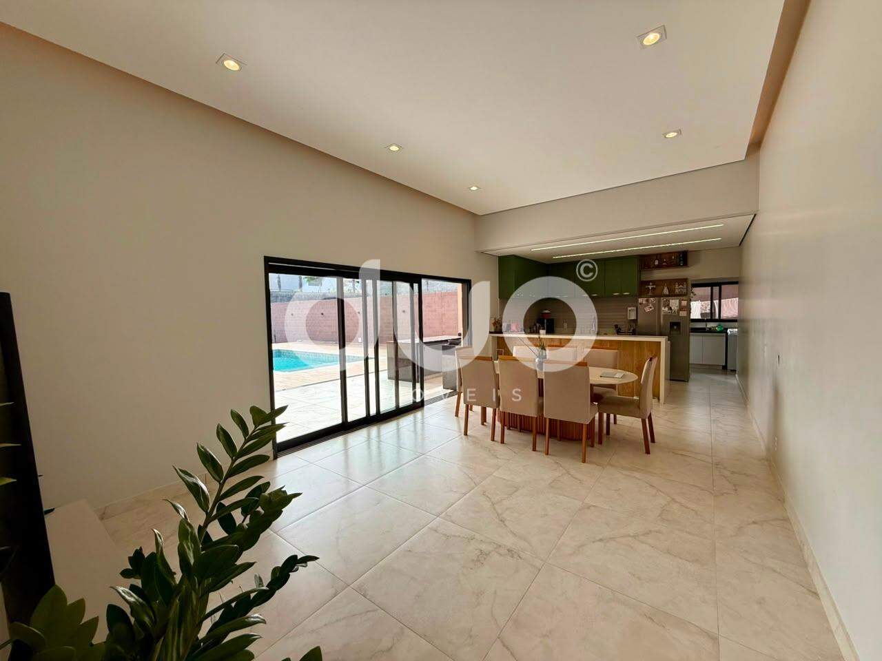 Casa em Condominío à venda no Campestre: 