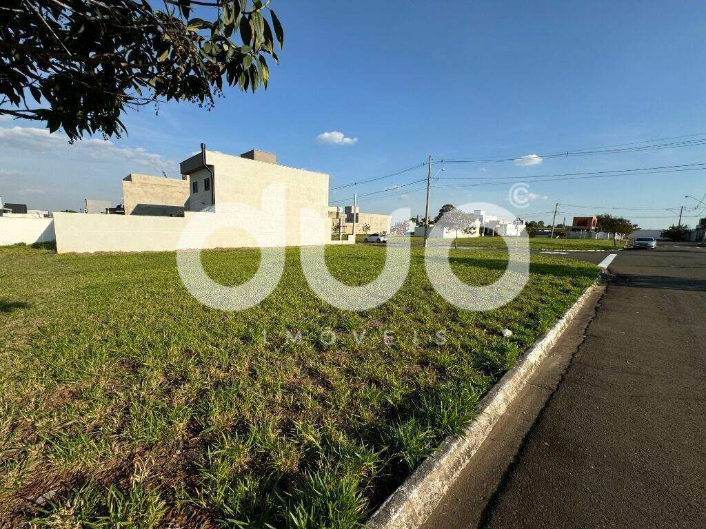 Terreno à venda no Campestre: Terreno à venda, 297 m² por R$ 240.000 - Campestre - Piracicaba/SP