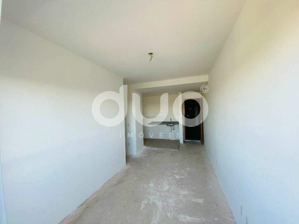 Apartamento à venda no Jardim Brasília: Apartamento com 3 dormitórios à venda, 66 m² por R$ 290.000 - Parque Santa Cecília - Piracicaba/SP
