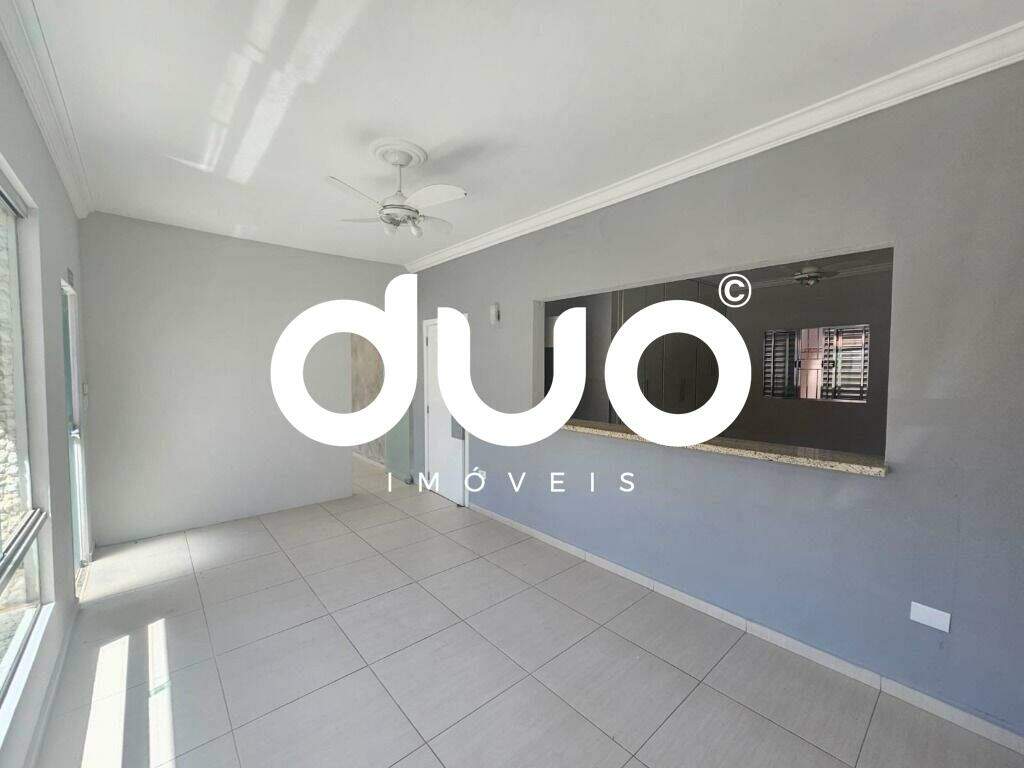Casa à venda no Centro: 