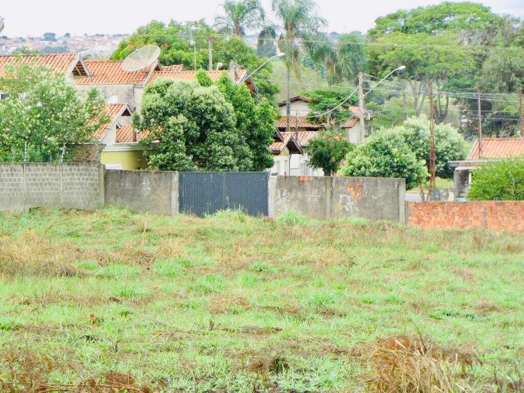 Área à venda no Campestre: 