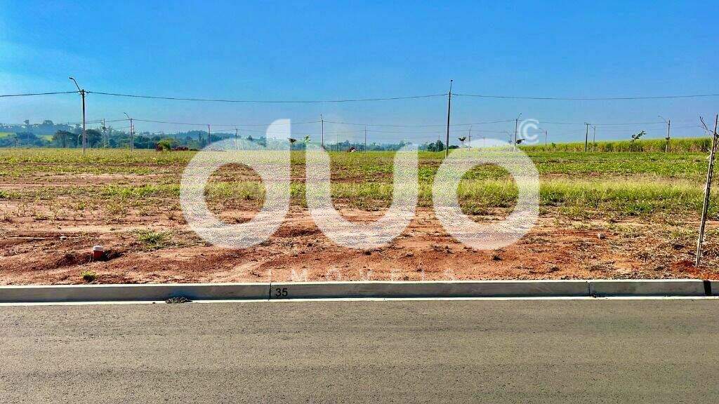 Terreno à venda no Bela Vida: 