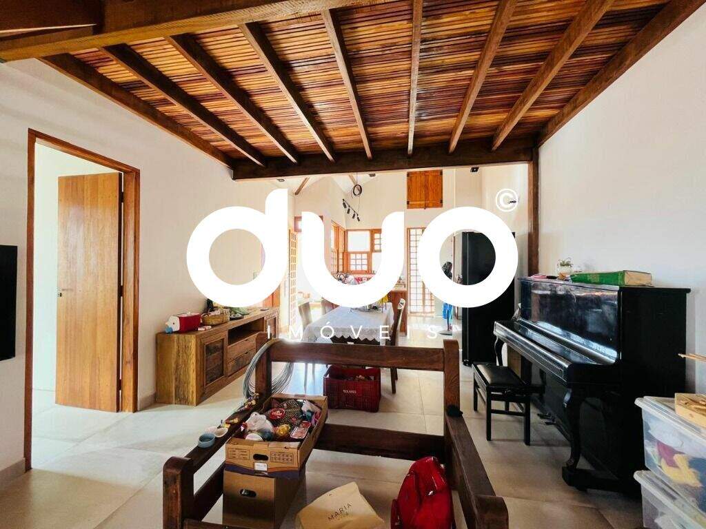 Casa à venda no Monte Alegre: 