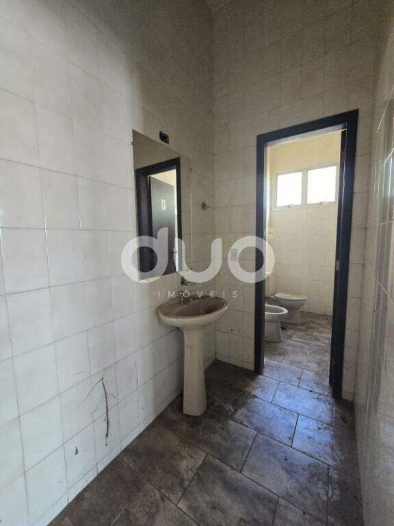 Salão para aluguel no Jardim Petrópolis: 