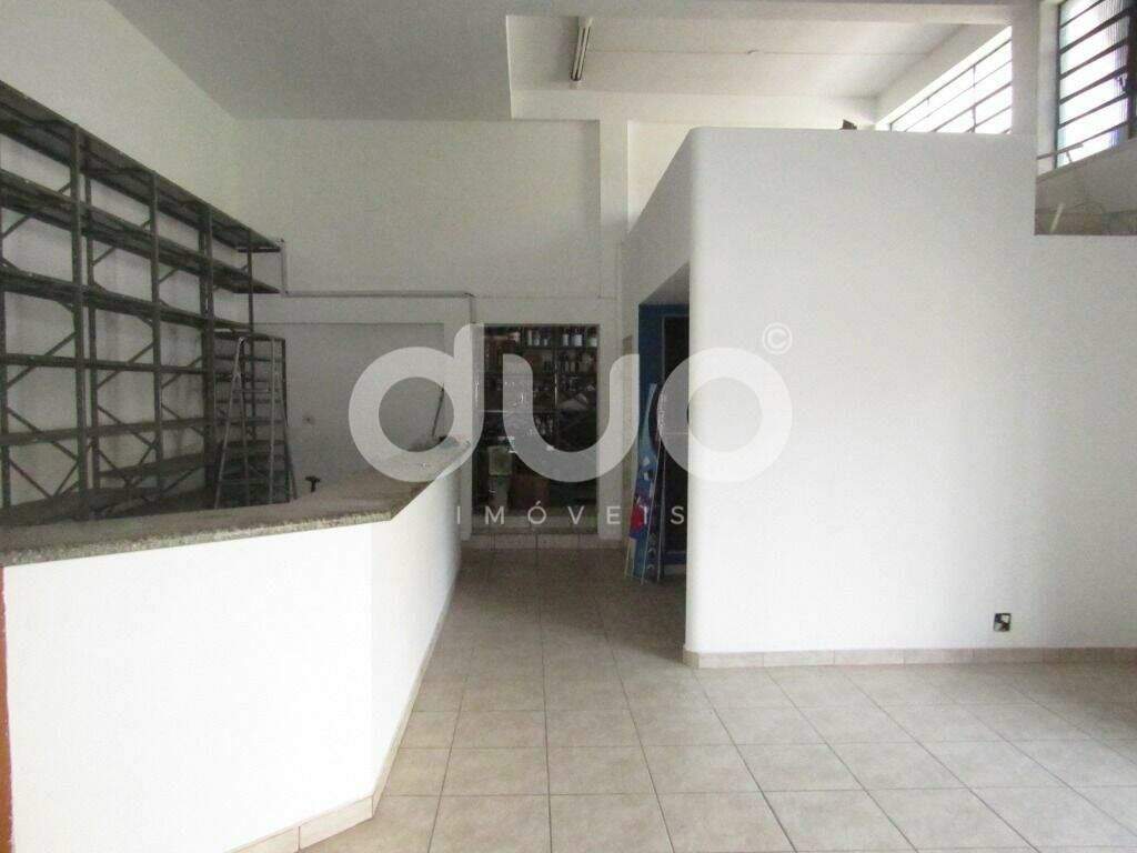 Salão para aluguel no Alto: 