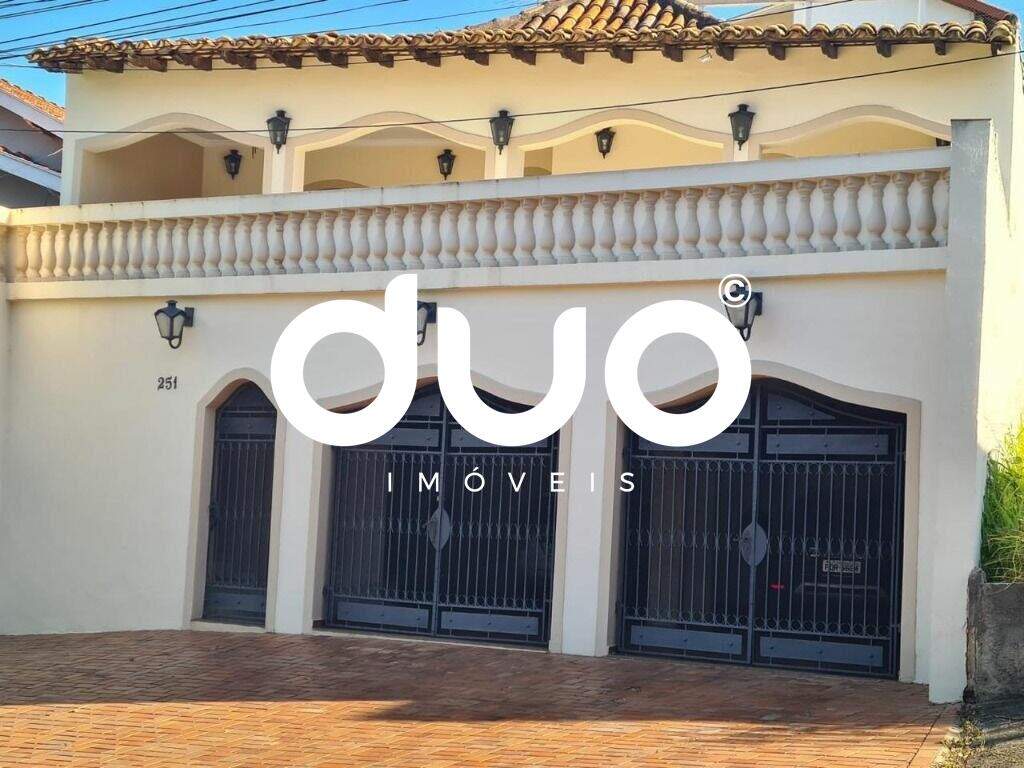 Casa à venda no Castelinho: Casa com 3 dormitórios à venda, 252 m² por R$ 850.000 - Castelinho - Piracicaba/SP