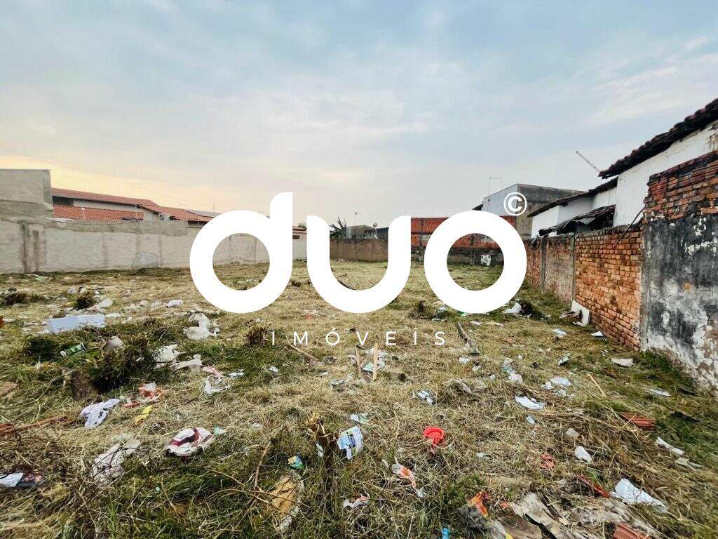 Terreno à venda no Santa Terezinha: 