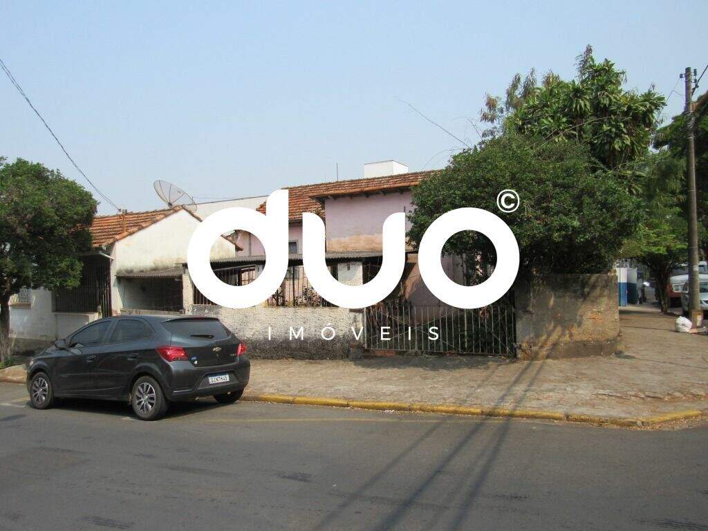 Terreno à venda no Alto: 