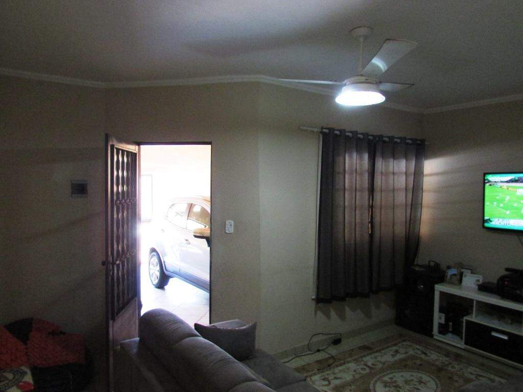 Casa à venda no Iaa: 