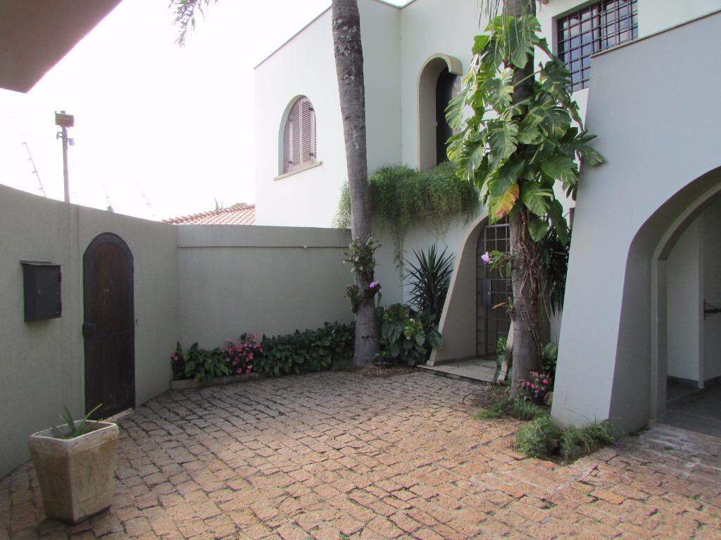 Casa à venda no Parque Santa Cecília: 