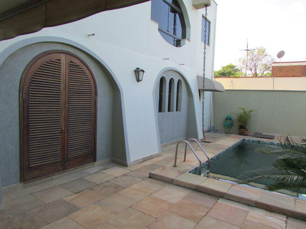 Casa à venda no Parque Santa Cecília: 